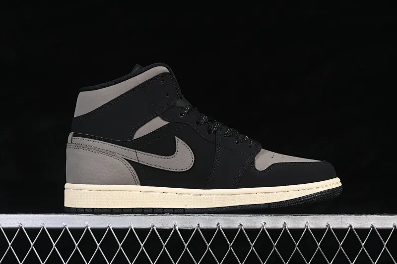 All categories Air Jordan Jordan series basketball shoes Air Jordan 1 Mid G version pure original Air Jordan 1 Mid AJ1 Joe 1 milk tea mocha mid-top cultural casual sneakers IB7110-002